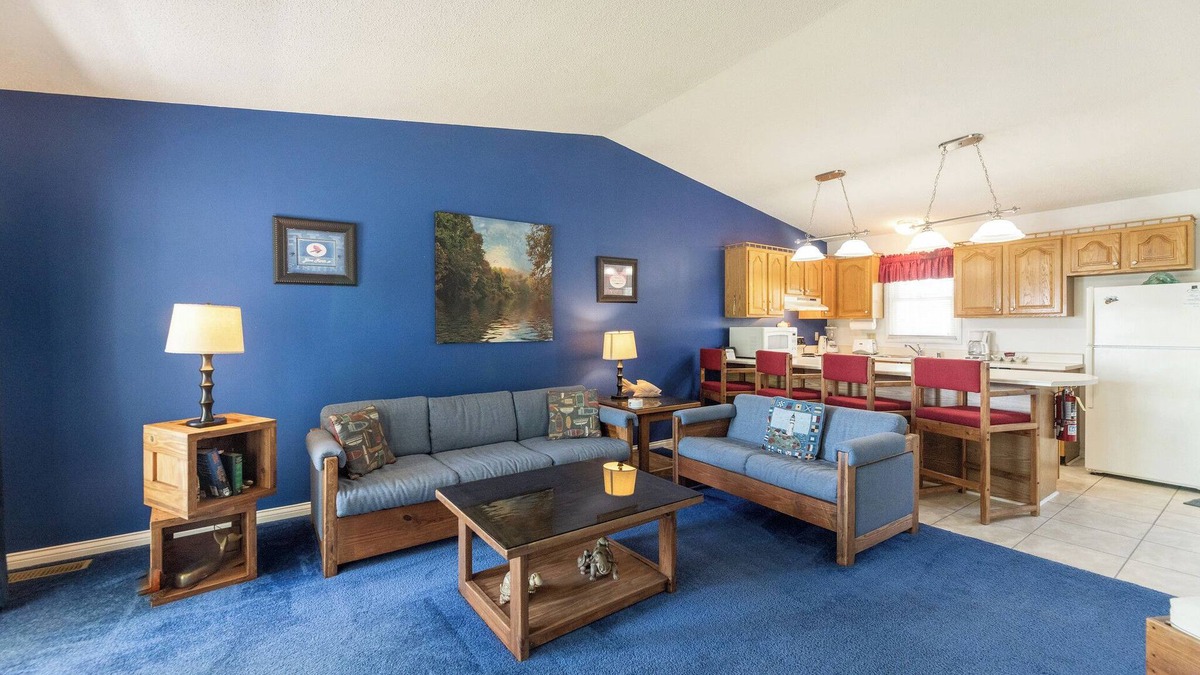 Grand Rivers Condo | One Bedroom Harbor View Condo