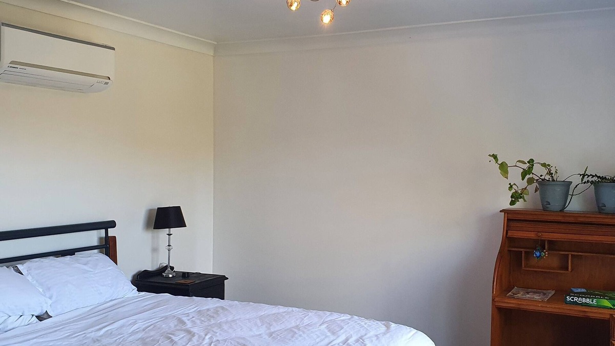 Paterson Bed & Breakfast | One bedroom house with detached bedroom/studio