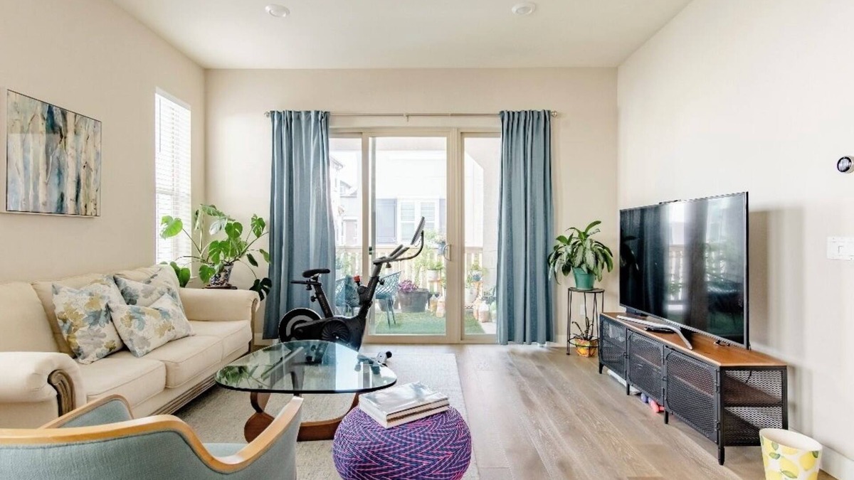 Milpitas House | One Bedroom in a Luxury Home within Silicon Valley