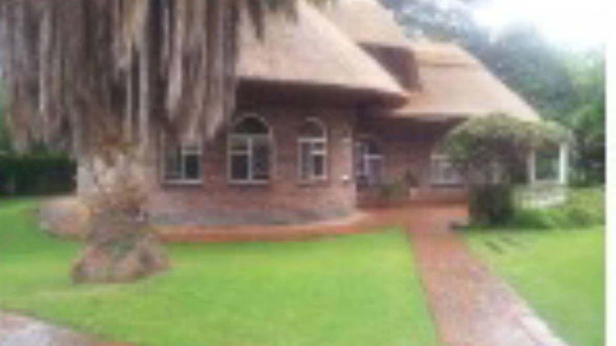 Harare East Cabin | One bedroom One bathroom accommodating two
