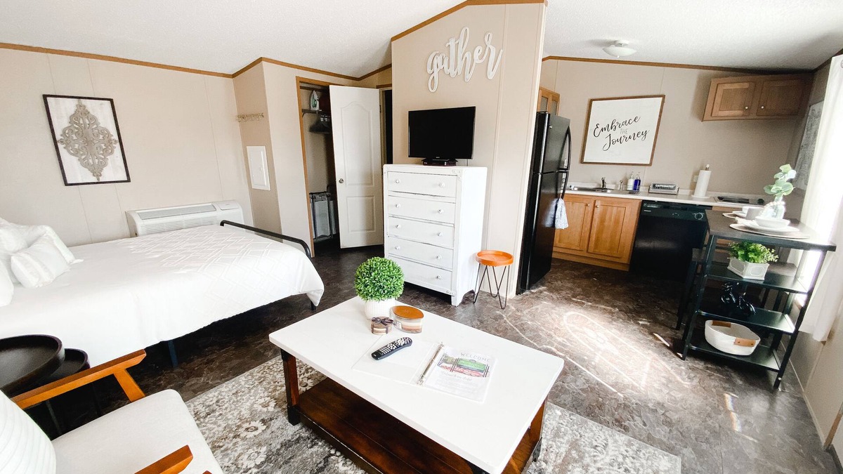 Levelland Apartment | One Bedroom Studio
