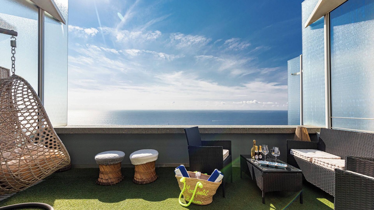 Cap d'Ail Apartment | One bedroom stunning sea view close to Monaco