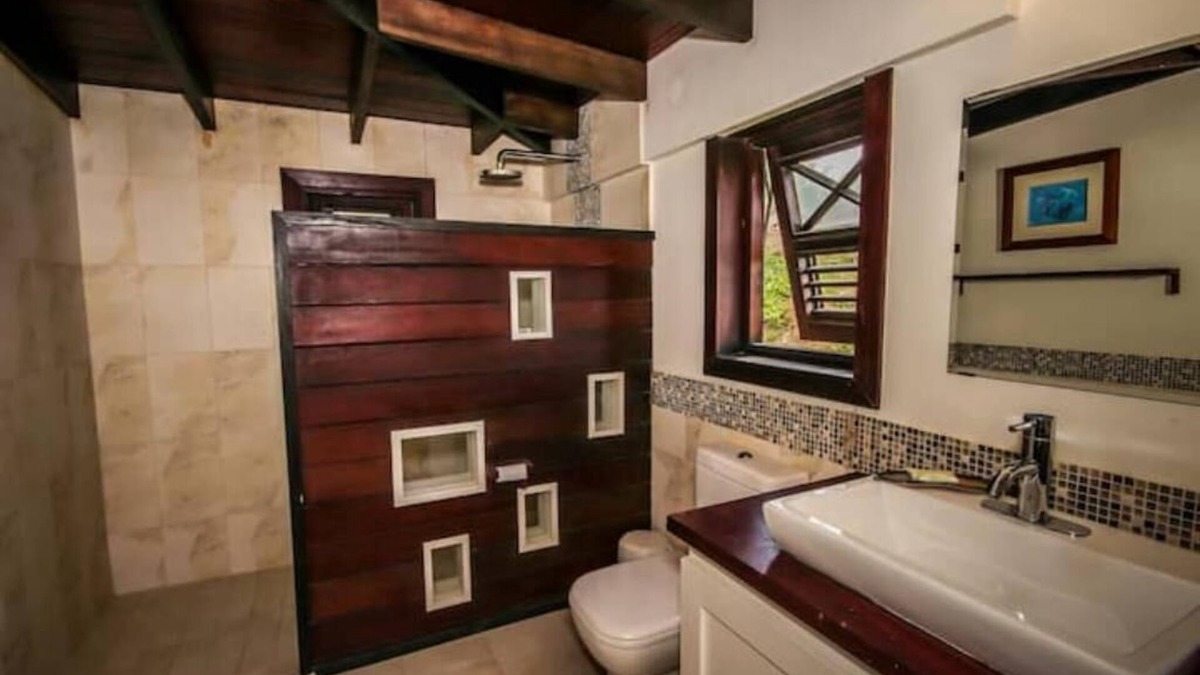 Belleplaine Apartment | One Bedroom Suite @ Santosha Holiday Apartments B