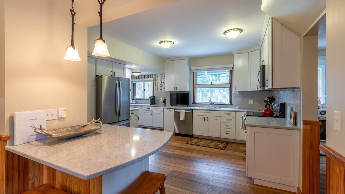 Hillcrest House | One Block from Lake Placid Main Street, Public Beach, venues and eateries