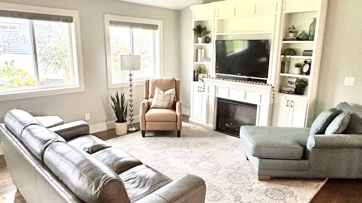 Pocatello House | One block from the Temple! Beautiful 4 bd family friendly home.