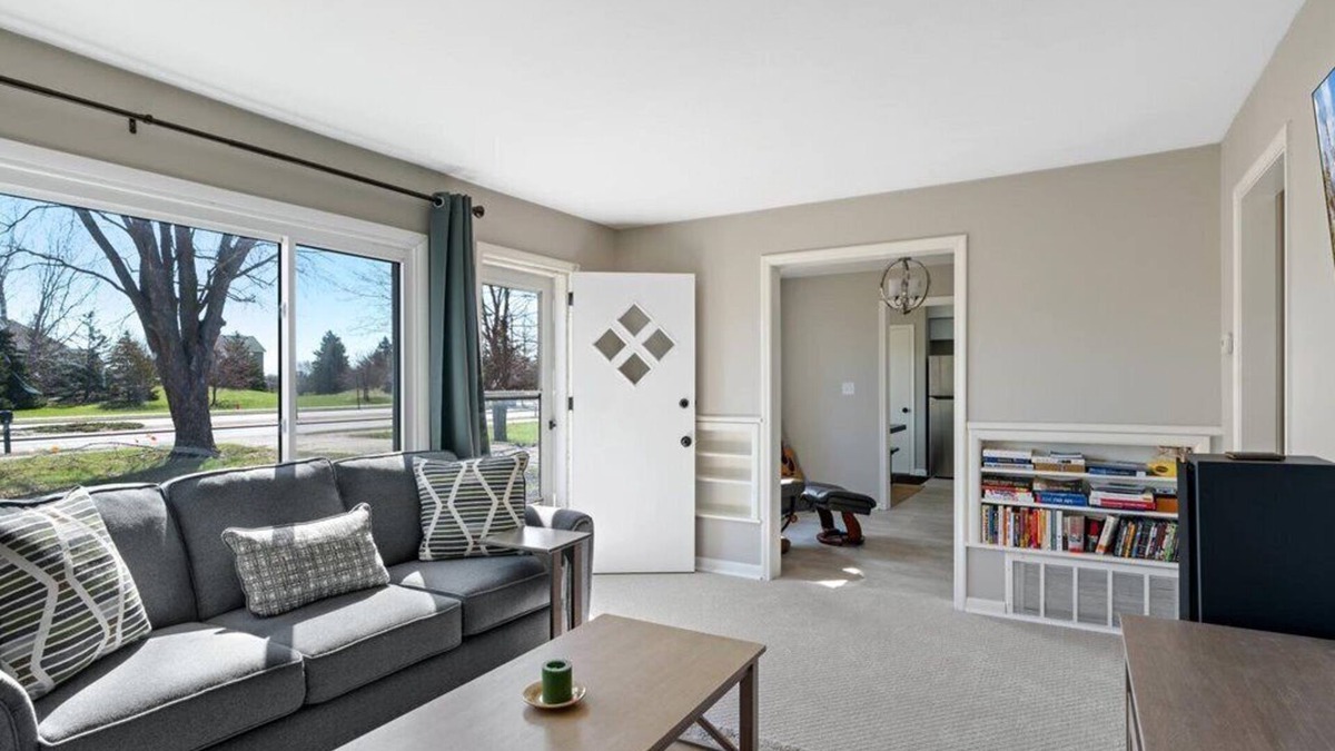 Brooklyn Park House | One Level Living Near Champlin