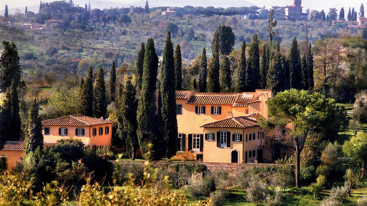 Arcetri Villa | ONE MILE FROM HEART OF HISTORIC FLORENCE, STUNNING 5BD-5BA VILLA W/HEATED POOL!