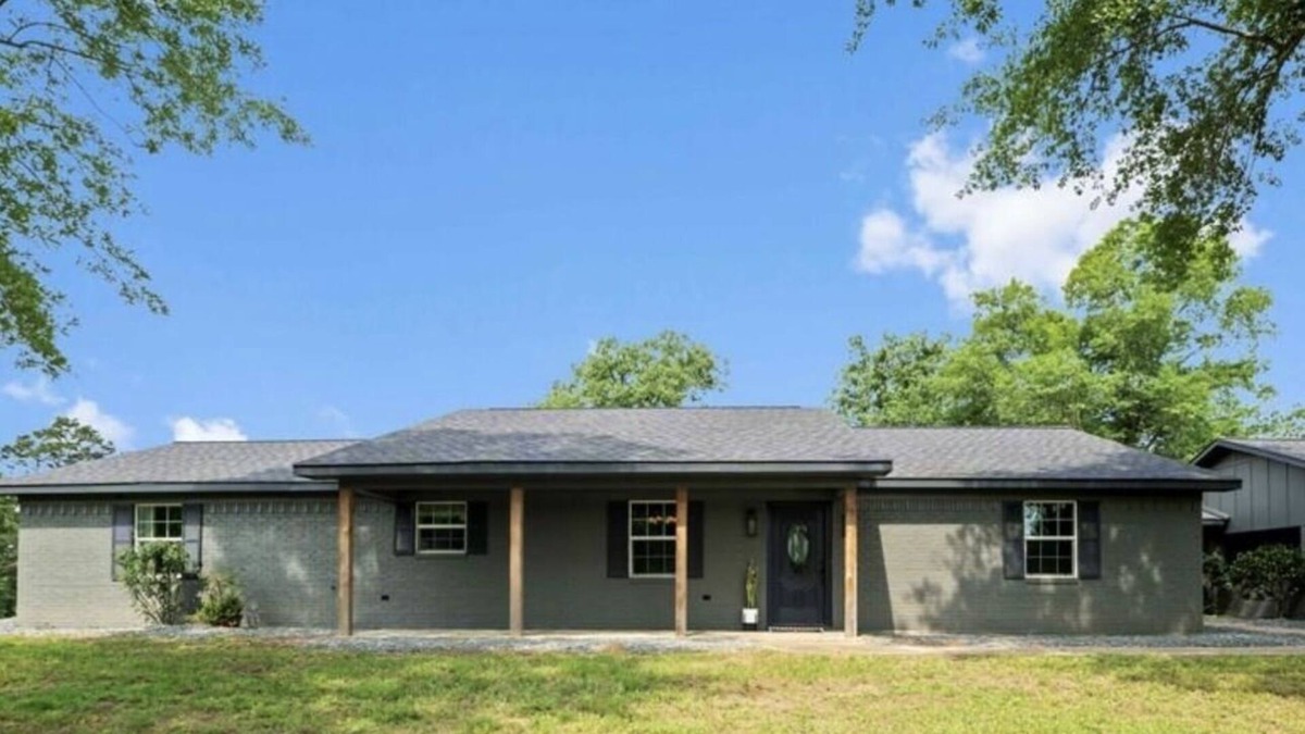 Woden Other | One Oak Ranch- sleeps 8- Gorgeous Sunsets