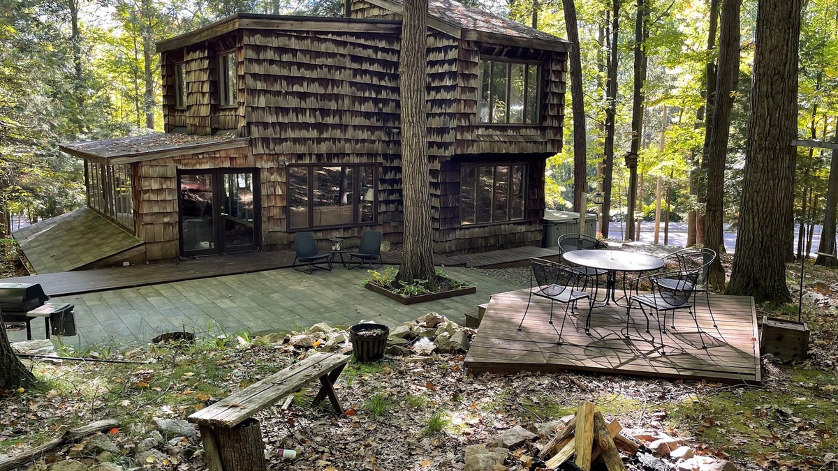 Rib Mountain House | One-of-a-kind contemporary ski lodge in the heart of Rib Mountain State Park
