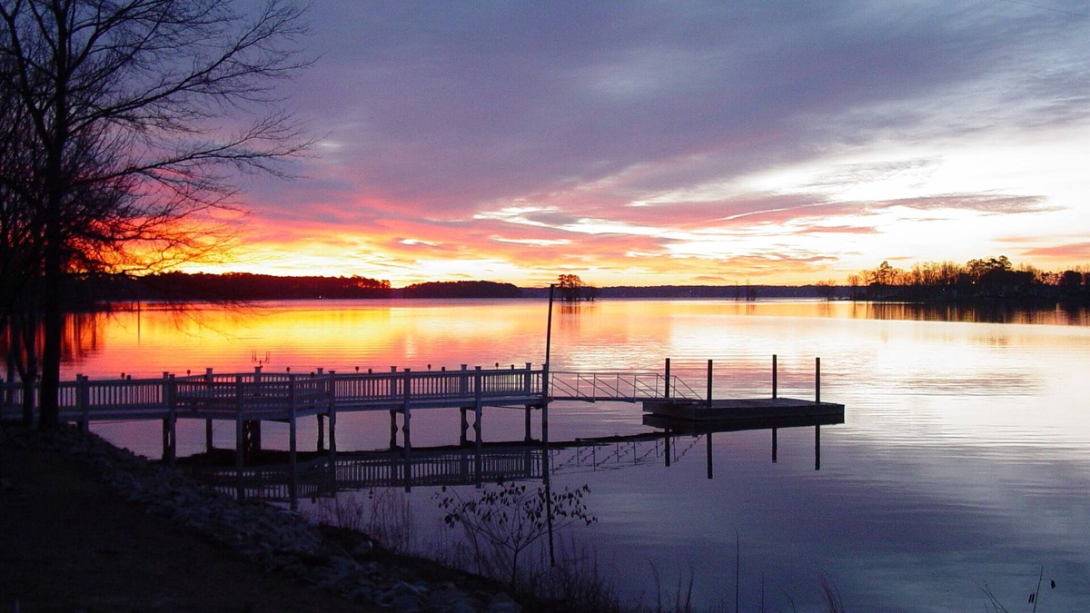 Chapin Cottage | One of a Kind, "Gazebo" Cottage on Beautiful Lake Murray, SC.