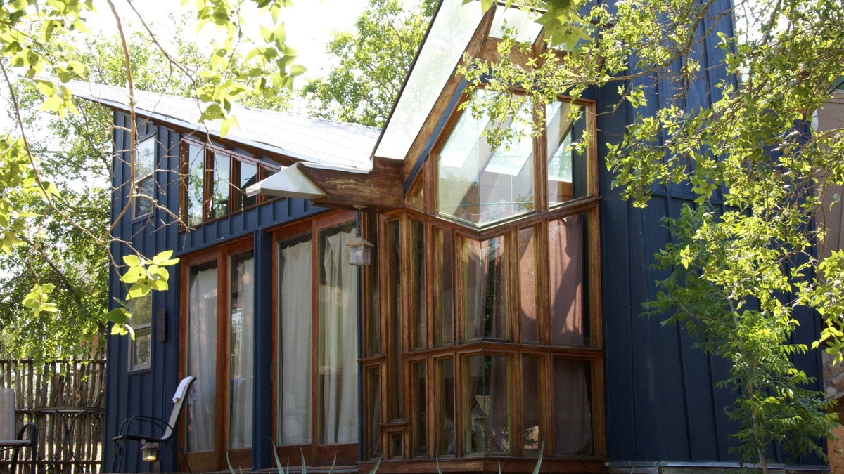 Spicewood Bed & Breakfast | One-of-a-Kind Lakefront Escape: Massage, Winery, Kayaks, SUPs, Krause Springs!