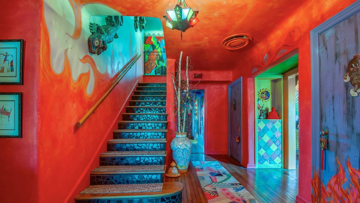 Heart of Lubbock House | One of a kind unique art home near TTU & The Historical Depot Dist.