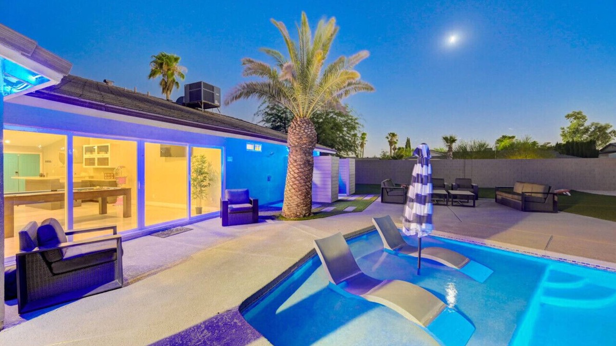 Canyon Gate House | One of a Kind with Private Pool, Spa, Volleyball, Game Room, Life size Chess