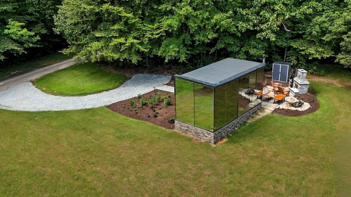 Bumpass Cabin | One of kind wellness/glamping experience right outside of Richmond with everything you need and more to truly relax.