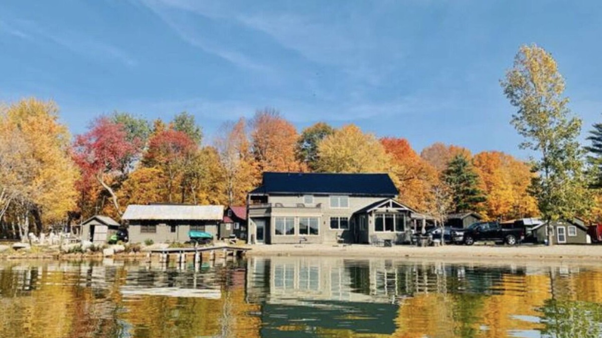 Smithfield House | One of the kind lake house with amazing sunsets!