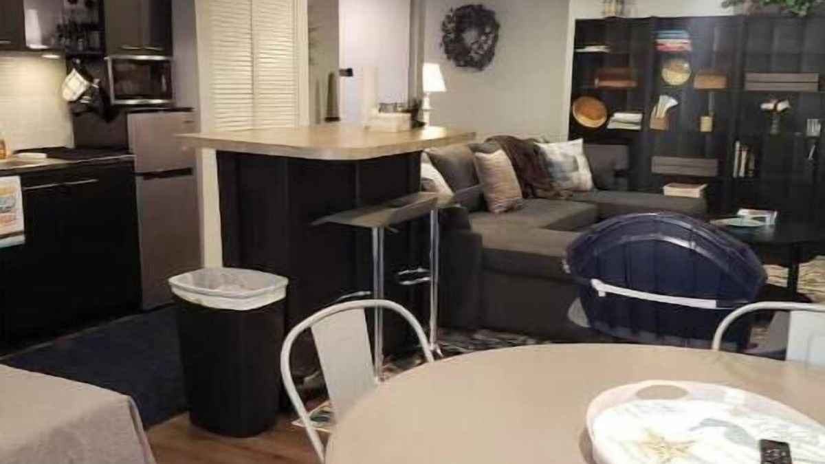 Kenton Apartment | One Room efficiency