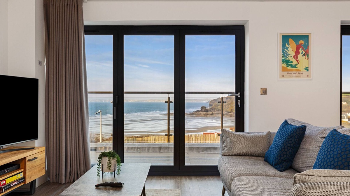 Little Haven Cottage | ONE SAND BANKS, family friendly, with a garden in Broad Haven