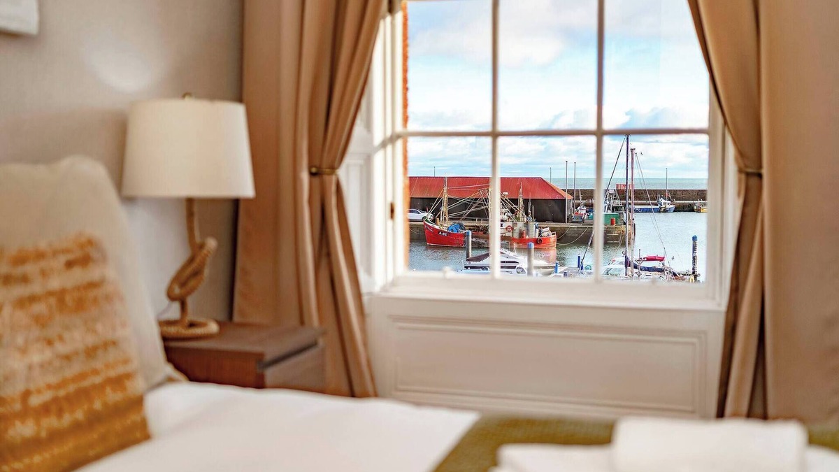 Arbroath House | One Shore - Harbourside Townhouse