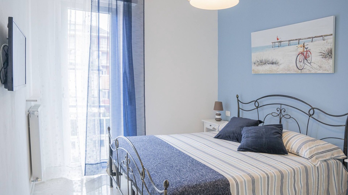 Cavi Apartment | One step away from the sea