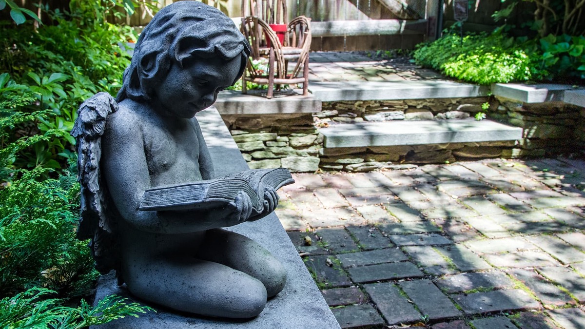 Columbus Apartment | One Such Boston Gem w Pvt Garden