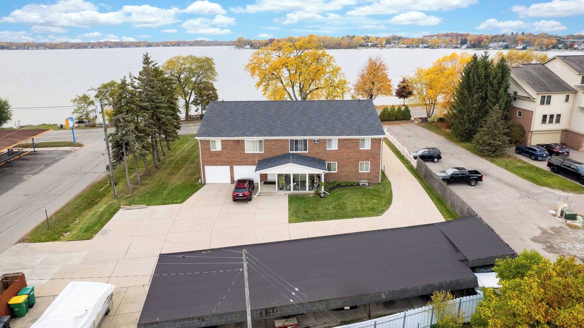 Walled Lake Apartment | ONE11 Residences Apartment - Walled Lake