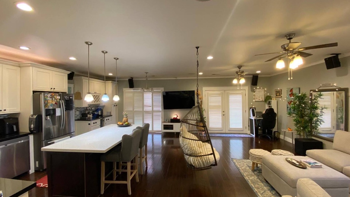 Newark House | OneHaley - Clean Energy Home - Cozy, Charming Home for Your Comforts