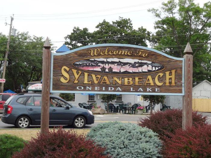 Sylvan Beach Apartment | Oneida Lake Escape
