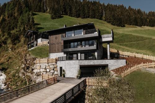 Huettschlag Ski Chalet | ONKL XONNA Premium Alpin Chalets