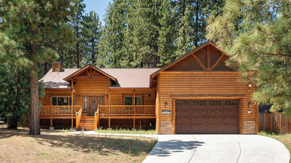 Summit Estates Cabin | Only 1 Mile To Snow Summit! | Big Bear Home | Paradise Pines by AvantStay
