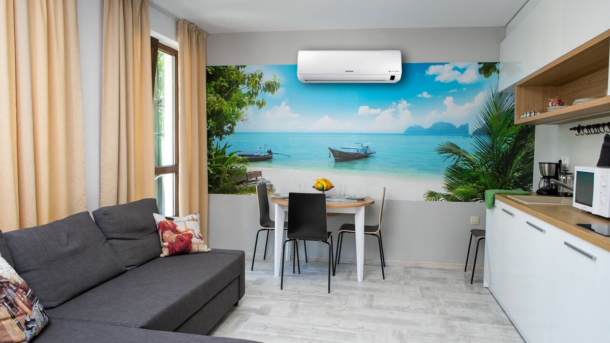 Odesos Apartment | Only 10 steps to the beach !