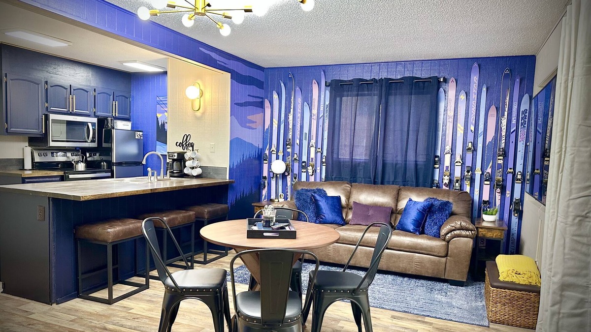 Angel Fire Condo | Only 2 Blocks from Resort Base! 2b-2ba-Fully Remodeled ⭐️