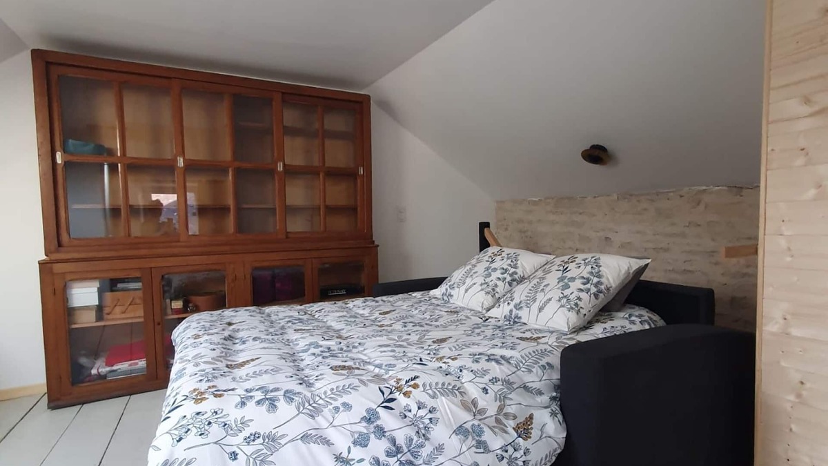 Lucy-sur-Cure House | Only 2 hours from Paris Cocon Pour Deux. Calm and wood fire