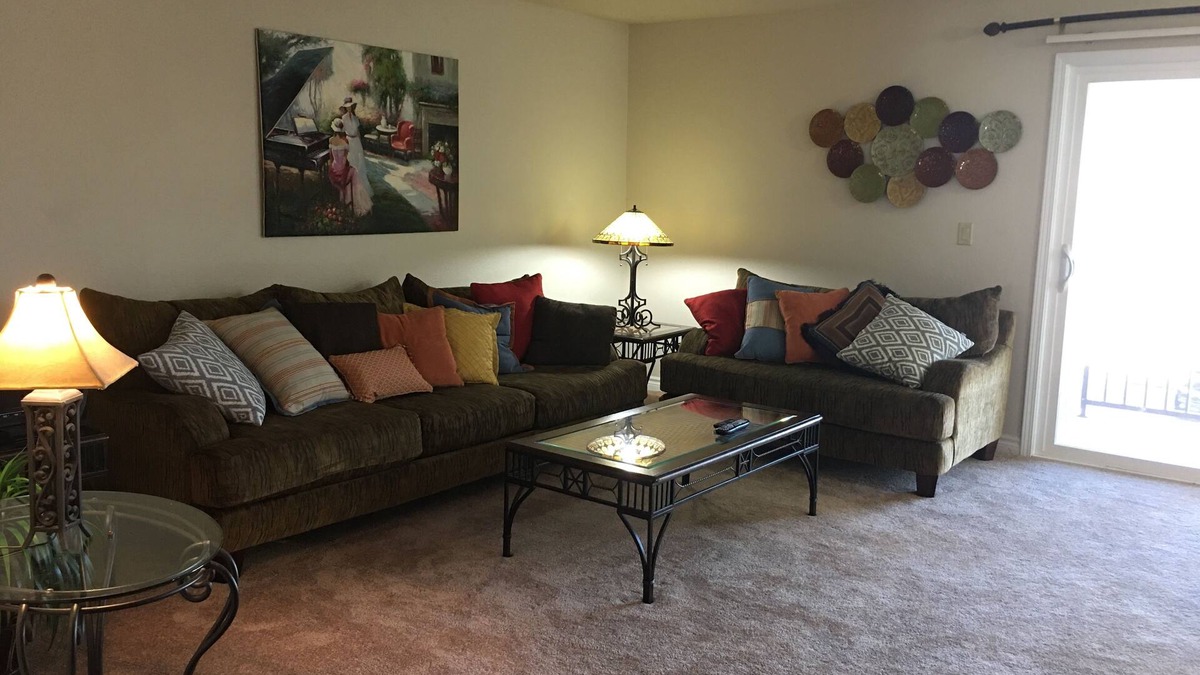 Las Vegas Condo | Only 5 mins West from Strip. Near the airport, Allegiant Stadium, T-Mobile Arena