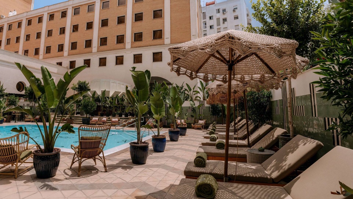 San Pablo-Santa Justa Hotel | Only YOU Hotel Sevilla
