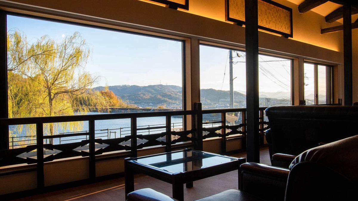 Mure Cho Mure House | OnyadoTakayanagi