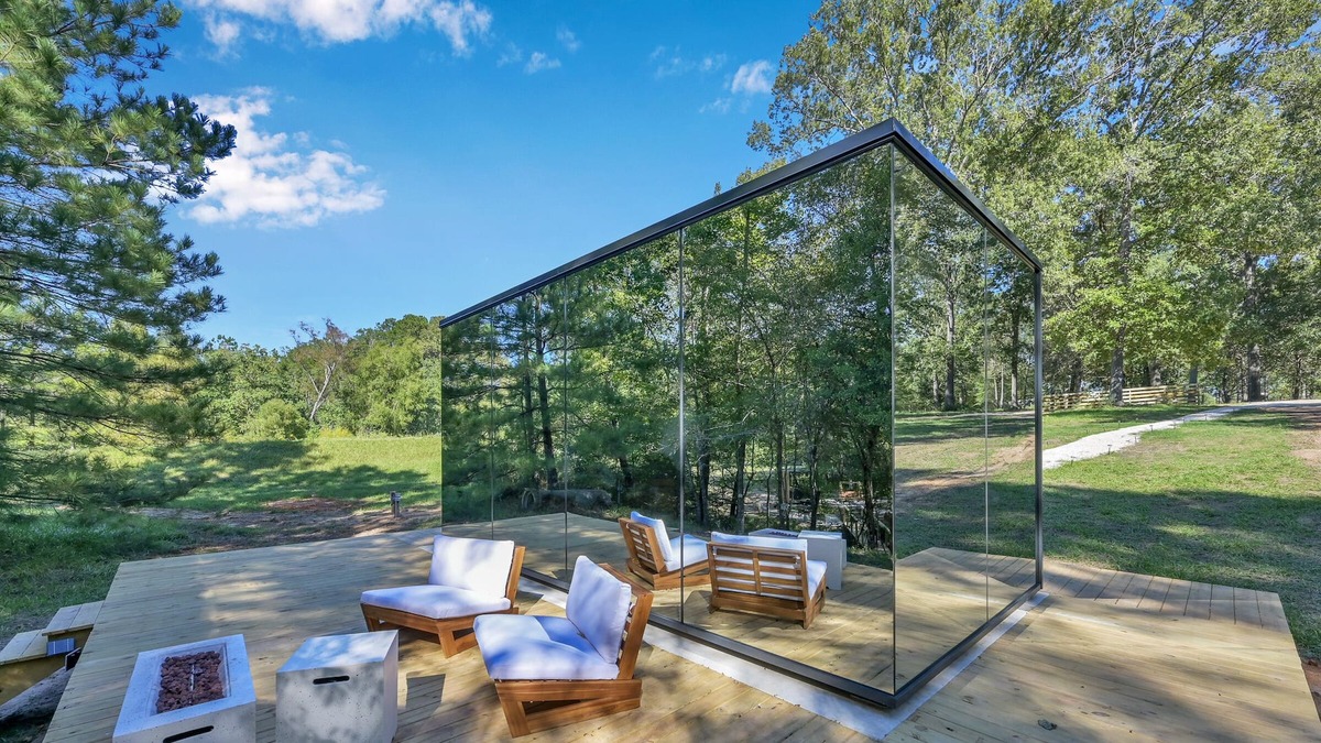 Coldspring House | OOD Mirror House At Cameron Ranch Glamping