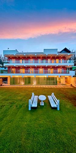 West Mere Resort | Ooty Blossom Retreat by VOYE HOMES