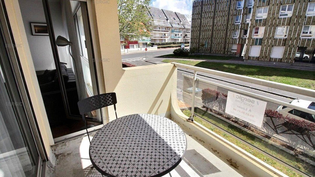 Berck-sur-Mer Apartment | OPALE 214 A : Apartment for 4 people, close to the center and the beach. private parking