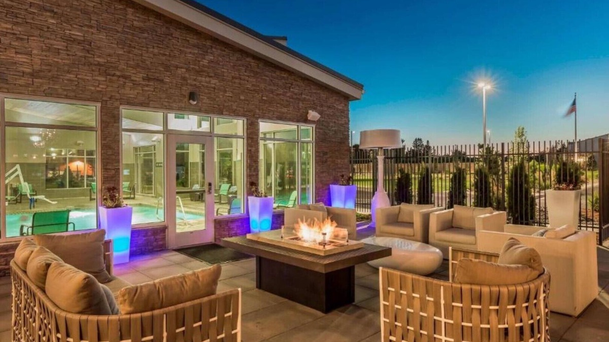 Hillsboro House | Open All Suite Hillsboro