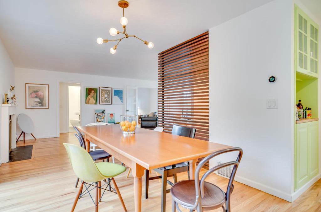 Stevens House | Open Layout with Patio! Cozy 2BR by the UW Arboretum home