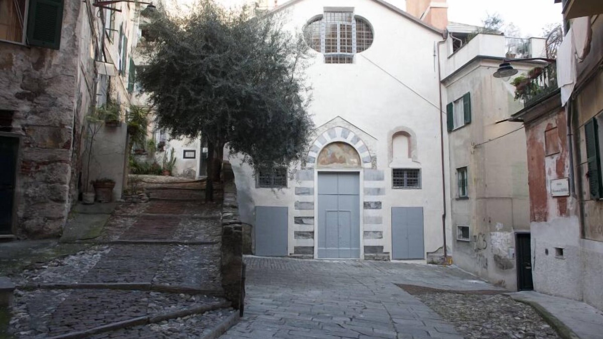 Pre Apartment | Open space at old Convent of Olivella