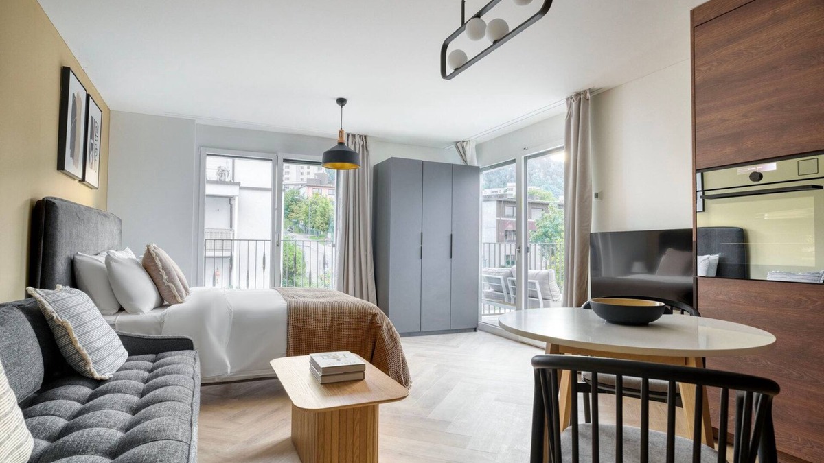 Wiedikon Apartment | Open Wiedikon Studio w/Storage & W/D, nr Market, by Blueground