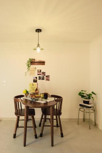 Sadang-dong Apartment | Opening Special,4 min to Airport Bus, 6 min to Olive Young, fast access to Gangnam, Jamsil, Jongno, Hongdae, Express Bus Terminal , anywhere in the city