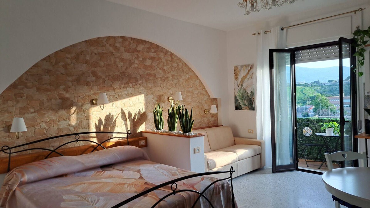 Soverato Marina Apartment | Openspace with fine finishes and high-standard amenities Bright and airy