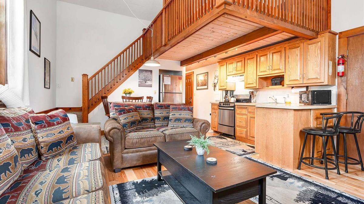 Bethel House | Opera House Loft 04 | 1 Bed, 1 Bath