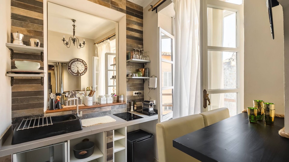 Calcata House | Opera Suites - The Thousand and One Nights