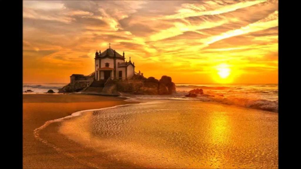 Vila Nova de Gaia Apartment | Oporto Beach