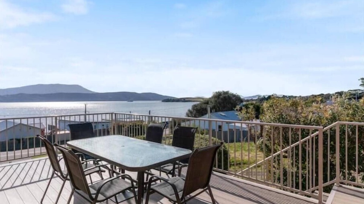 Opossum Bay House | Opossum Magic