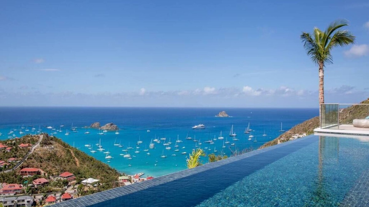 Flamands House | Opulent D'Zir - Breathtaking View & Infinite Pool