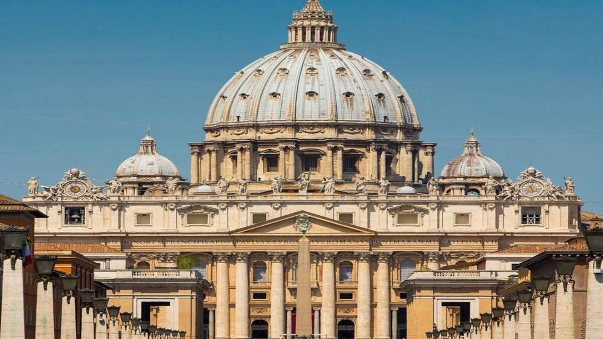 Trionfale Apartment | Opulent Roman Escape: Spacious 5-Bedroom Apartment with Terrace near the Vatican